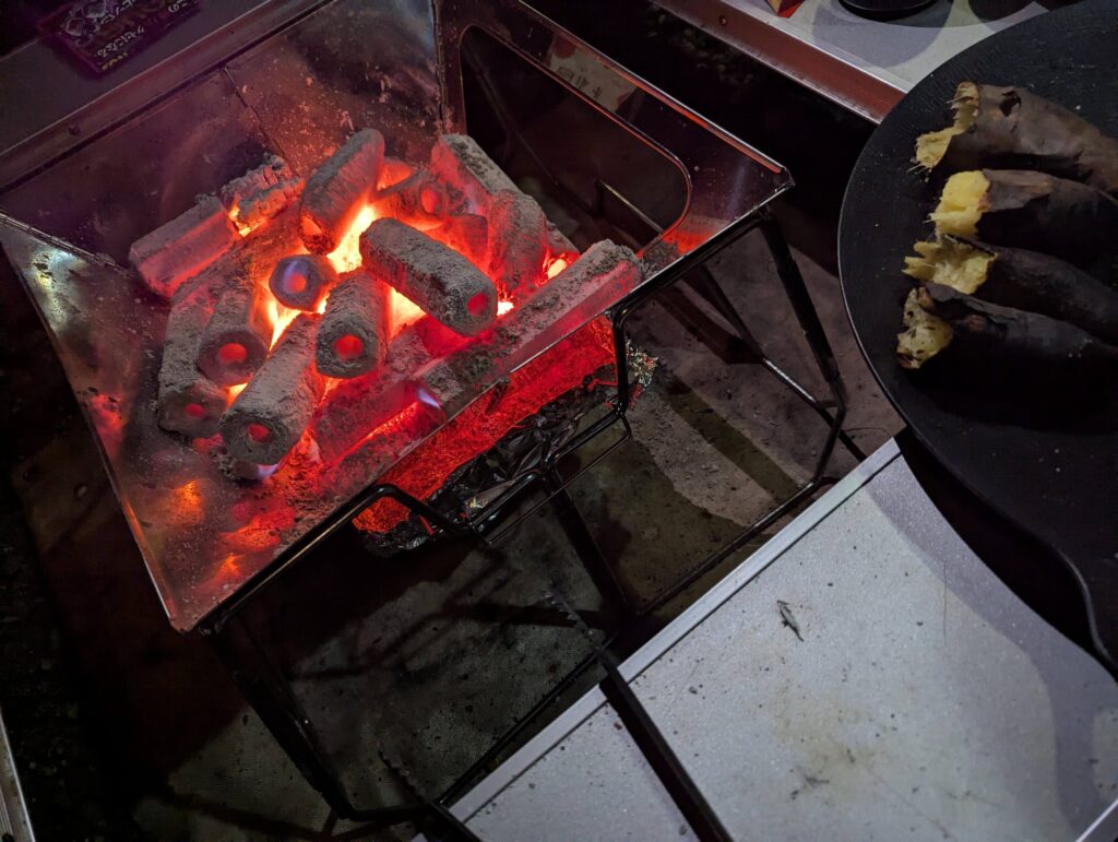 KAMADOで焼き芋