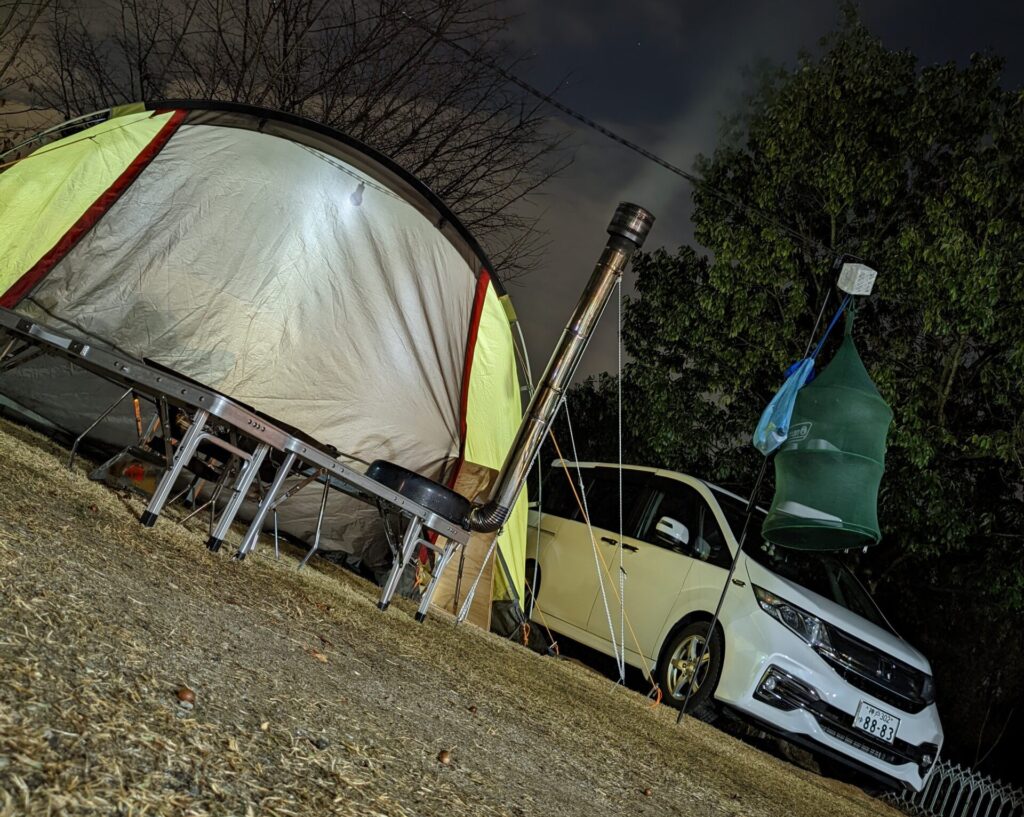 テントに薪ストーブをインストールして冬キャンプ